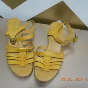 Korks by Kork-Ease / Women's / Yellow / Dress Sandal / Sz 11 (EU 43)